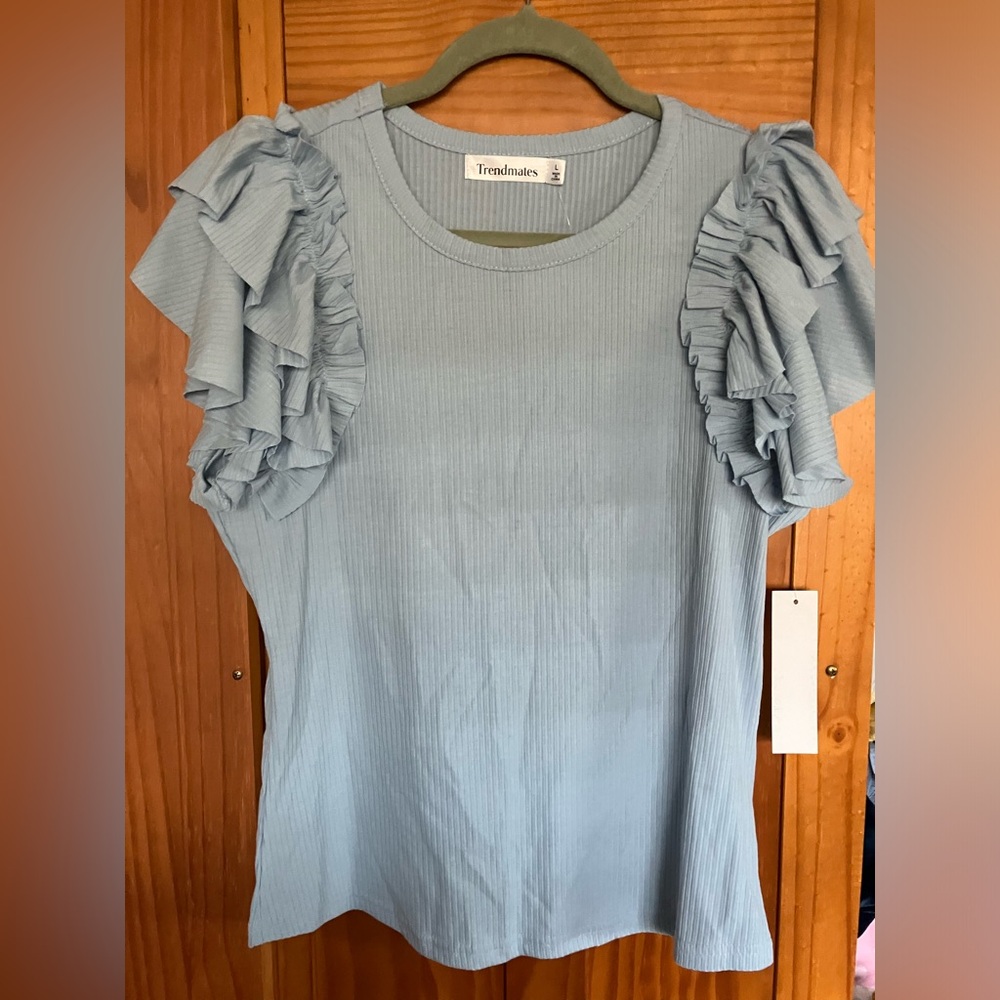 Light blue polyester ruffled short sleeve top